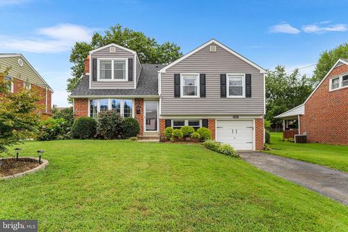 428 Melvin Dr, BROOKHAVEN, PA, 19015-1512 | Card Image