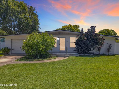 2051 Green St, South Daytona, FL, 32119-2701 | Card Image