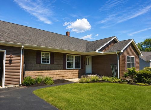 16-16 Marsh View Dr, Turner, ME, 04282-4372 | Card Image
