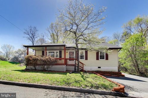 11832 Arrowhead Trail, LUSBY, MD, 20657 | Card Image