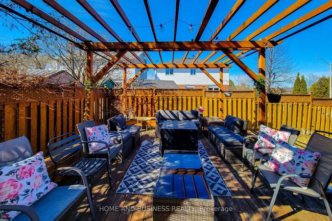 23 Light Dr, House other with 4 bedrooms, 4 bathrooms and 2 parking in Cambridge ON | Image 33