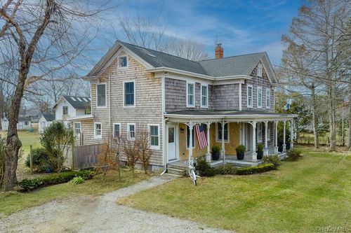 7220 Main Rd, East Marion, NY, 11939-1503 | Card Image