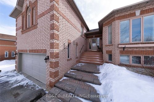 6 Depeuter Cres, Bradford, ON, L3Z3A4 | Card Image