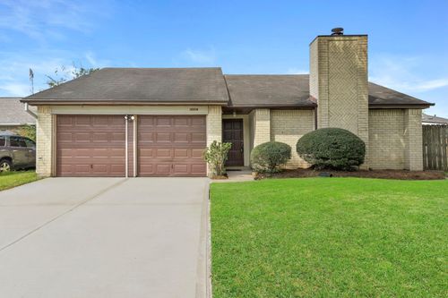 15510 Wildwood Glen Dr, Houston, TX, 77083-5555 | Card Image