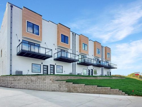 244 S Highway 71, Arnolds Park, IA, 51331-7108 | Card Image