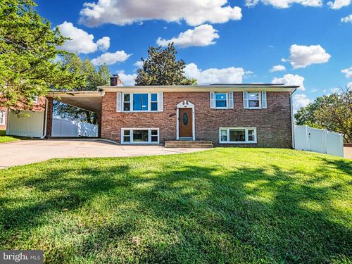 6705 Crafton Ln, CLINTON, MD, 20735-4012 | Card Image