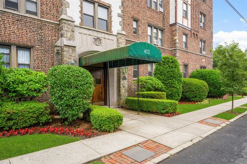 apt-3f-412 Munro Ave, Mamaroneck, NY, 10543-3416 | Card Image