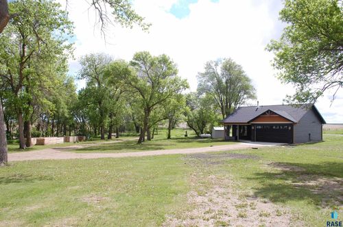 20680 450th Ave Avenue, Arlington, SD, 57212 | Card Image