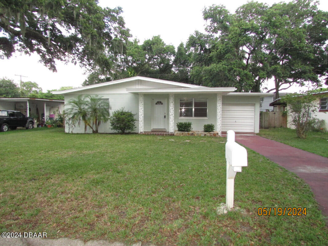 Largo Way, South Daytona, FL 32119