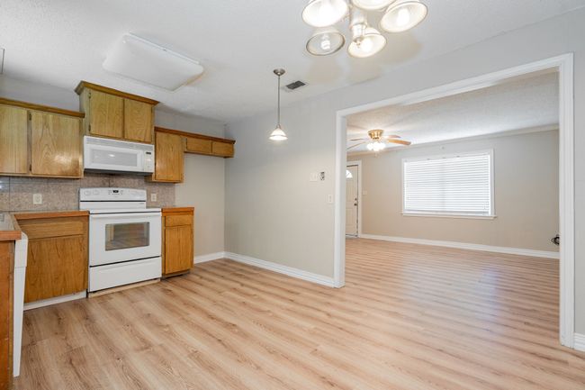 1120 N 3 Rd St, House other with 3 bedrooms, 2 bathrooms and null parking in Wills Point TX | Image 9