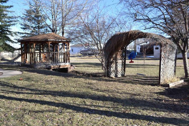 295 E Cottonwood Dr, House other with 4 bedrooms, 2 bathrooms and null parking in Mountain View WY | Image 24
