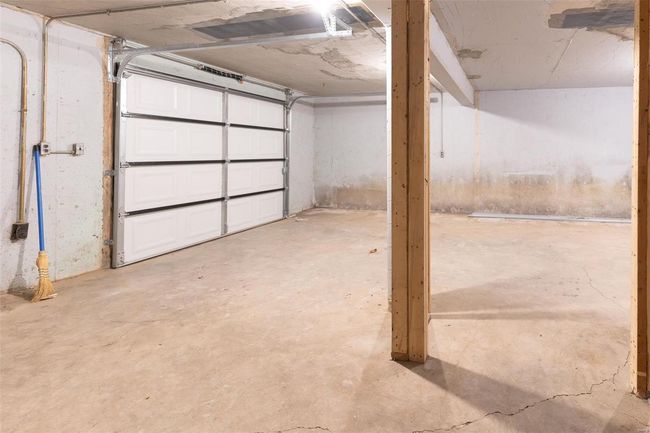 View of tuck under garage | Image 47