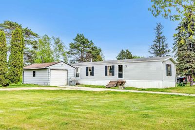 8629 Center Road, House other with 2 bedrooms, 2 bathrooms and null parking in NEWTON WI | Image 1