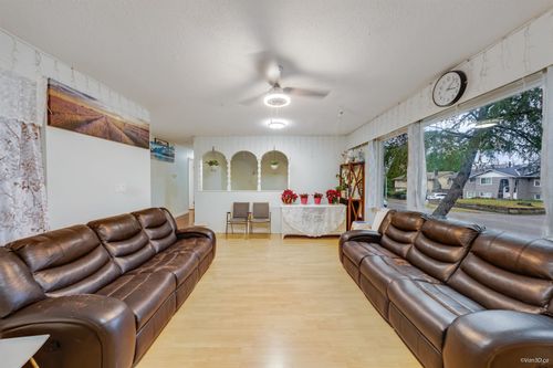 14436 102b Ave, Surrey, BC, V3R6M7 | Card Image