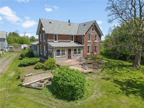 4750 Sherkston Rd, Sherkston, ON, L0S1R0 | Card Image