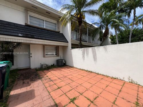 8114 Sw 81st Ter, Miami, FL, 33143-6626 | Card Image