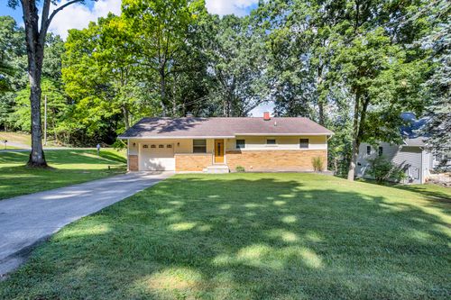 100 Southwood Dr, Jerome, MI, 49249-9404 | Card Image