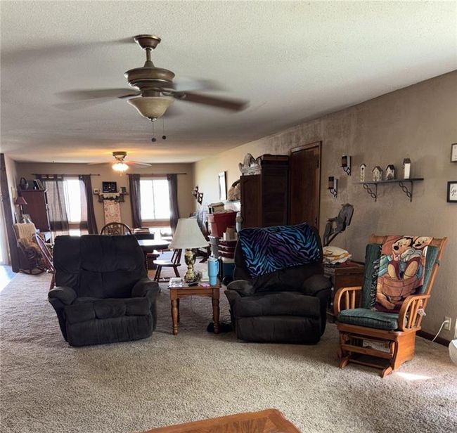 1201 S Allen Ave, House other with 4 bedrooms, 3 bathrooms and null parking in Chanute KS | Image 5