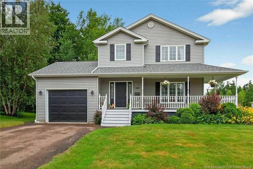 340 Rue Alfred-Léger, Dieppe, NB, E1A8J3 | Card Image