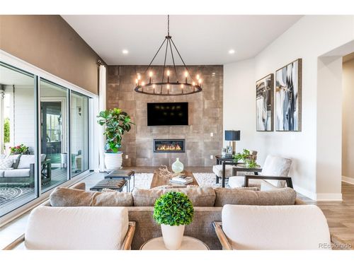 27681 E Lakeview Dr, Aurora, CO, 80016-2869 | Card Image