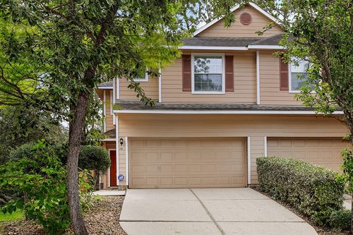 10 Peachridge Pl, The Woodlands, TX, 77382-1739 | Card Image