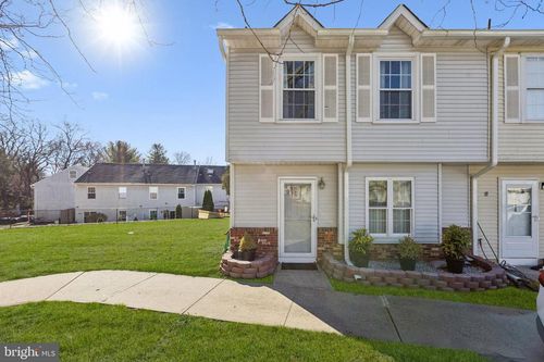 117 Joan Ct, Jackson, NJ, 08527-2366 | Card Image