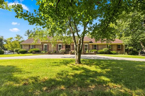 1713 Pinetree Ln, Brentwood, TN, 37027 | Card Image