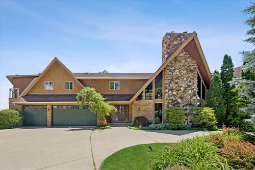 607 Berkshire Ct, Downers Grove, IL, 60516-4919 | Card Image