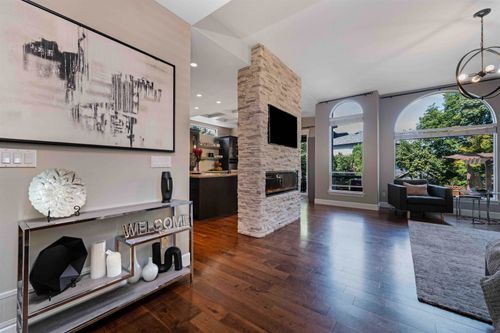 16615 61 Ave, Surrey, BC, V3S1W2 | Card Image