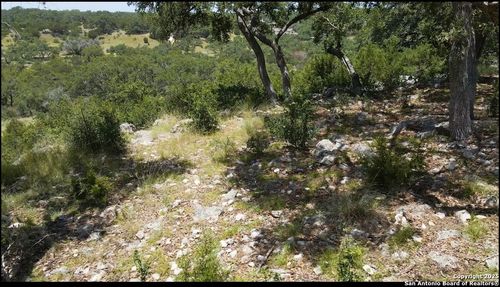 492 Havasu Pt, Spring Branch, TX, 78070-5522 | Card Image