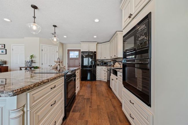 11320 Cedar Gully Rd, House other with 3 bedrooms, 2 bathrooms and 3 parking in Beach City TX | Image 22