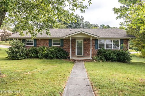 2344 Alice Bell Rd, Knoxville, TN, 37914-3101 | Card Image
