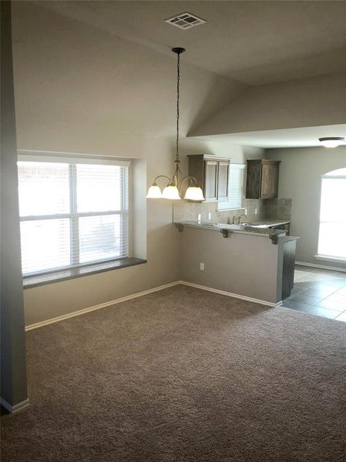 12321 Edison Dr, Oklahoma City, OK, 73120-5522 | Card Image