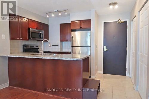 1712-51 Lower Simcoe St, Toronto, ON, M5J3A2 | Card Image