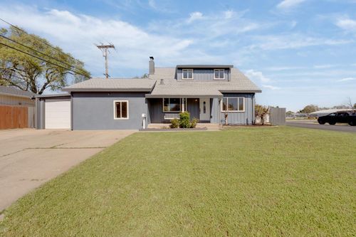 8845 Kelsey Dr, Elk Grove, CA, 95624-1667 | Card Image