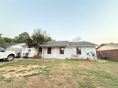 1306 E L St, Russellville, AR, 72801-4338 | Card Image