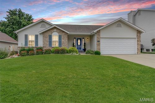 1019 Treeshade Dr, Saint Peters, MO, 63376-3840 | Card Image