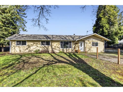 32953 Se Darrow Rd, Estacada, OR, 97023-7428 | Card Image