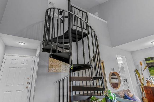 Stairs with a towering ceiling | Image 16