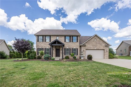 1104 Cross Creek Dr, Uniontown, PA, 15401-5664 | Card Image