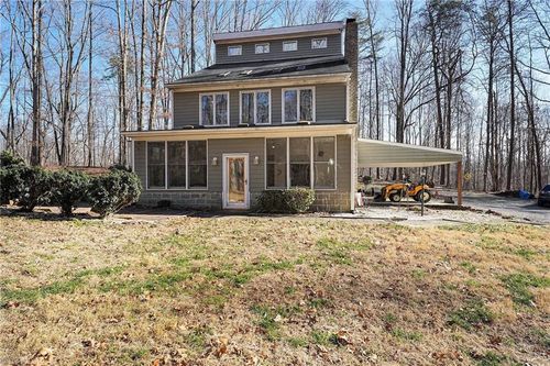 189 Country Oaks Ln, Summerfield, NC, 27358-8129 | Card Image