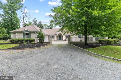 325 Cherry Hill Rd, Princeton, NJ, 08540-7617 | Card Image