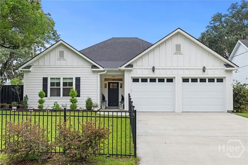 709 Beauregard St, Savannah, GA, 31405-5902 | Card Image