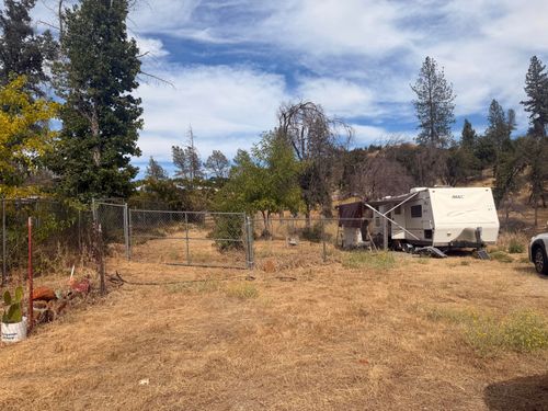 13545 Old Oregon Trl, Redding, CA, 96003-7453 | Card Image