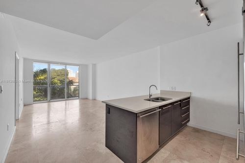 apt-400-500 Brickell Ave, Miami, FL, 33131-2592 | Card Image