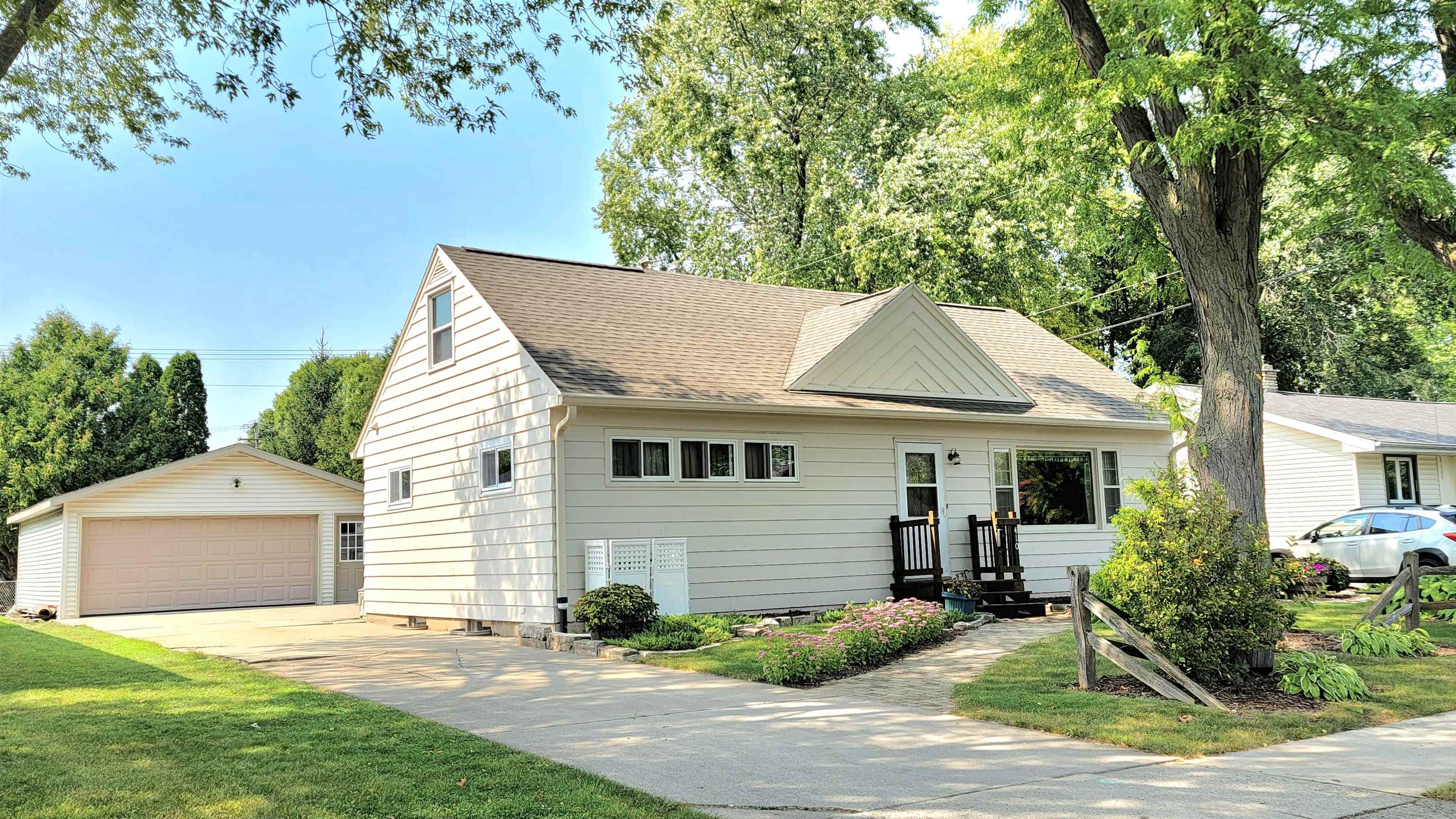 Wettstein Ave, Fond Du Lac, WI 54935