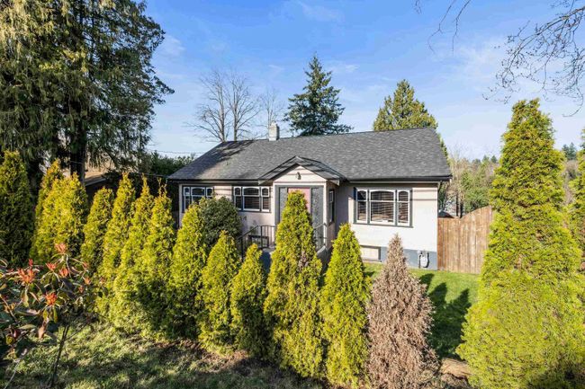 2348 Mckenzie Road, House other with 4 bedrooms, 1 bathrooms and 6 parking in Abbotsford BC | Image 2