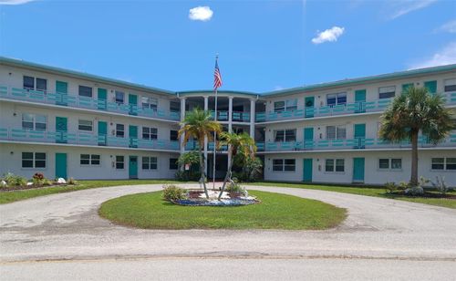 312-1900 59th Ave N, ST PETERSBURG, FL, 33714-1562 | Card Image