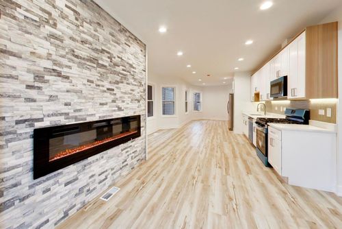 544 N Leamington Avenue, Chicago, IL, 60644 | Card Image