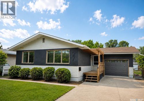 27 Walker Cres, Saskatoon, SK, S7L4H7 | Card Image